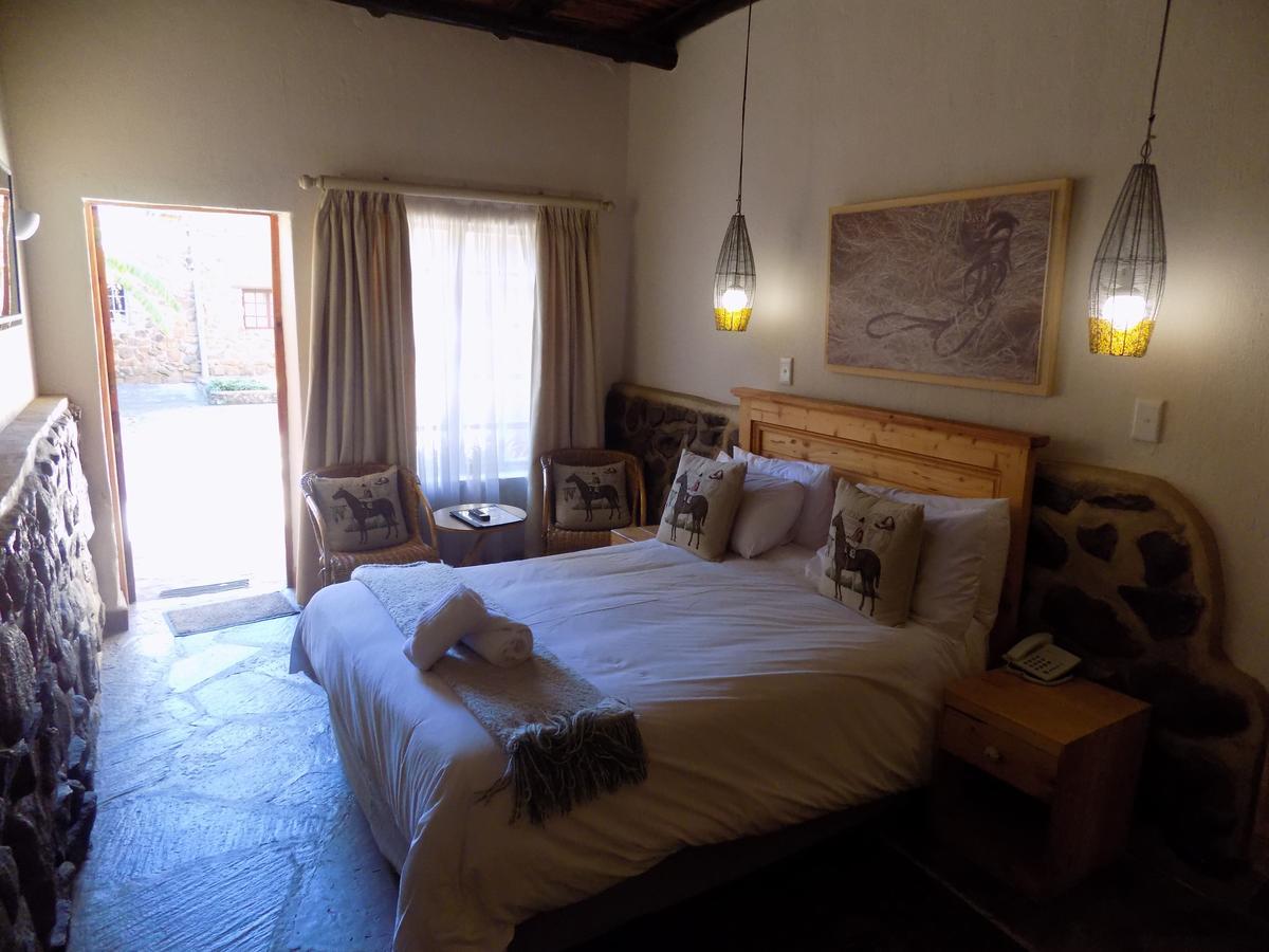 The Farm Inn Pretoria-Noord Buitenkant foto