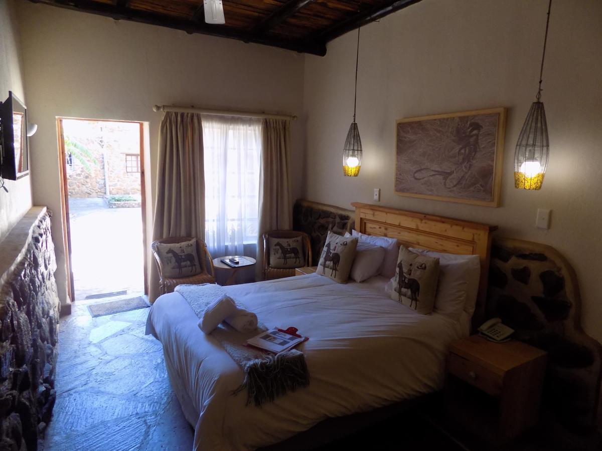 The Farm Inn Pretoria-Noord Buitenkant foto